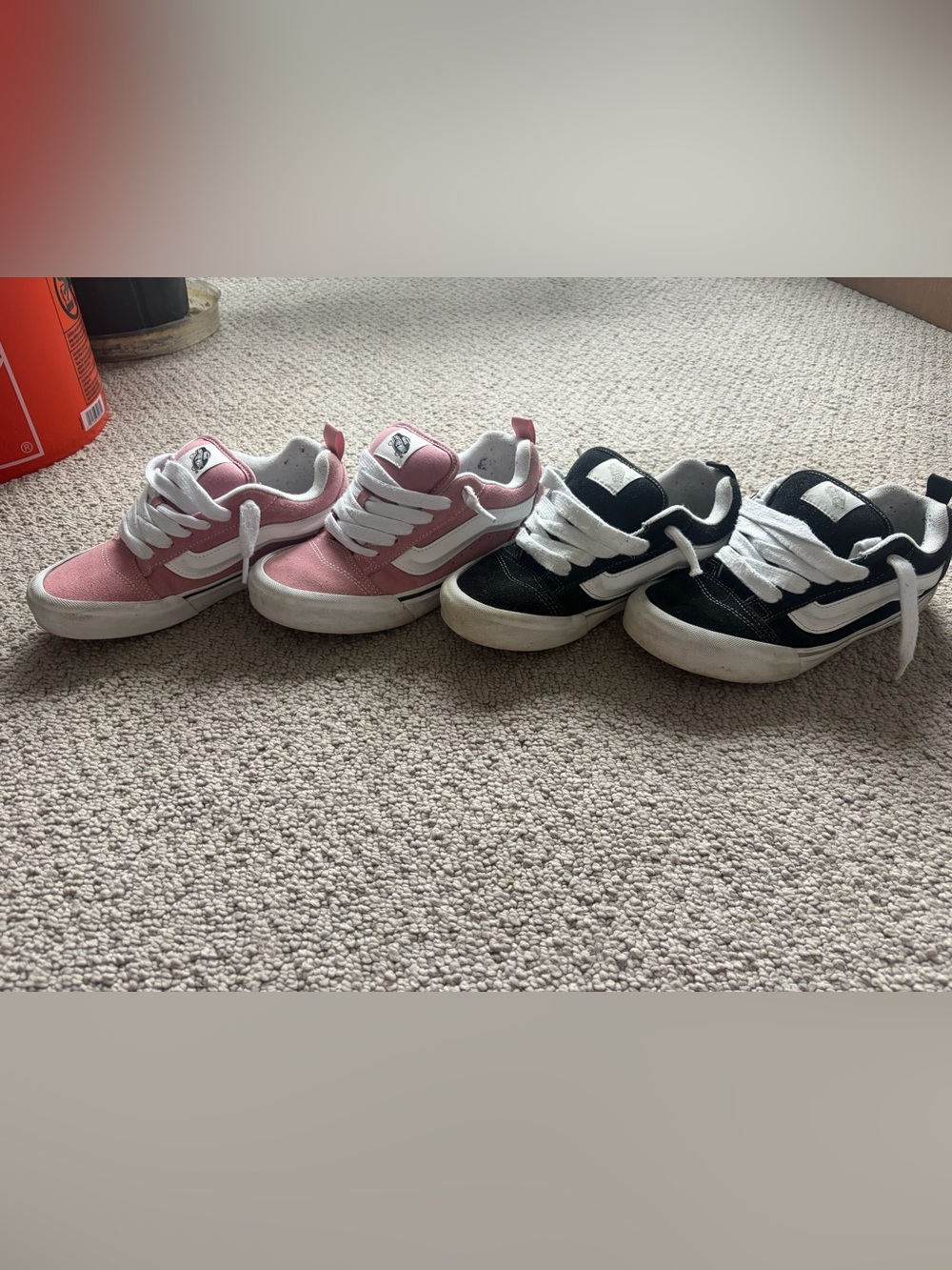 Vans Kids Low-Top Sneakers in Pink and Black